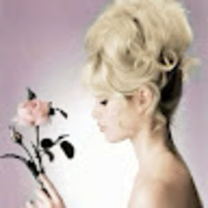 Meet your Posher, Caylin